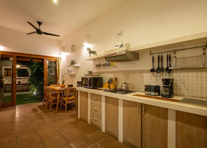 2 Bedroom In With Private Pool And Parking Семиньяк
